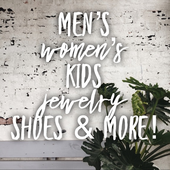 Check Out My Closet! - Picture 1 of 1